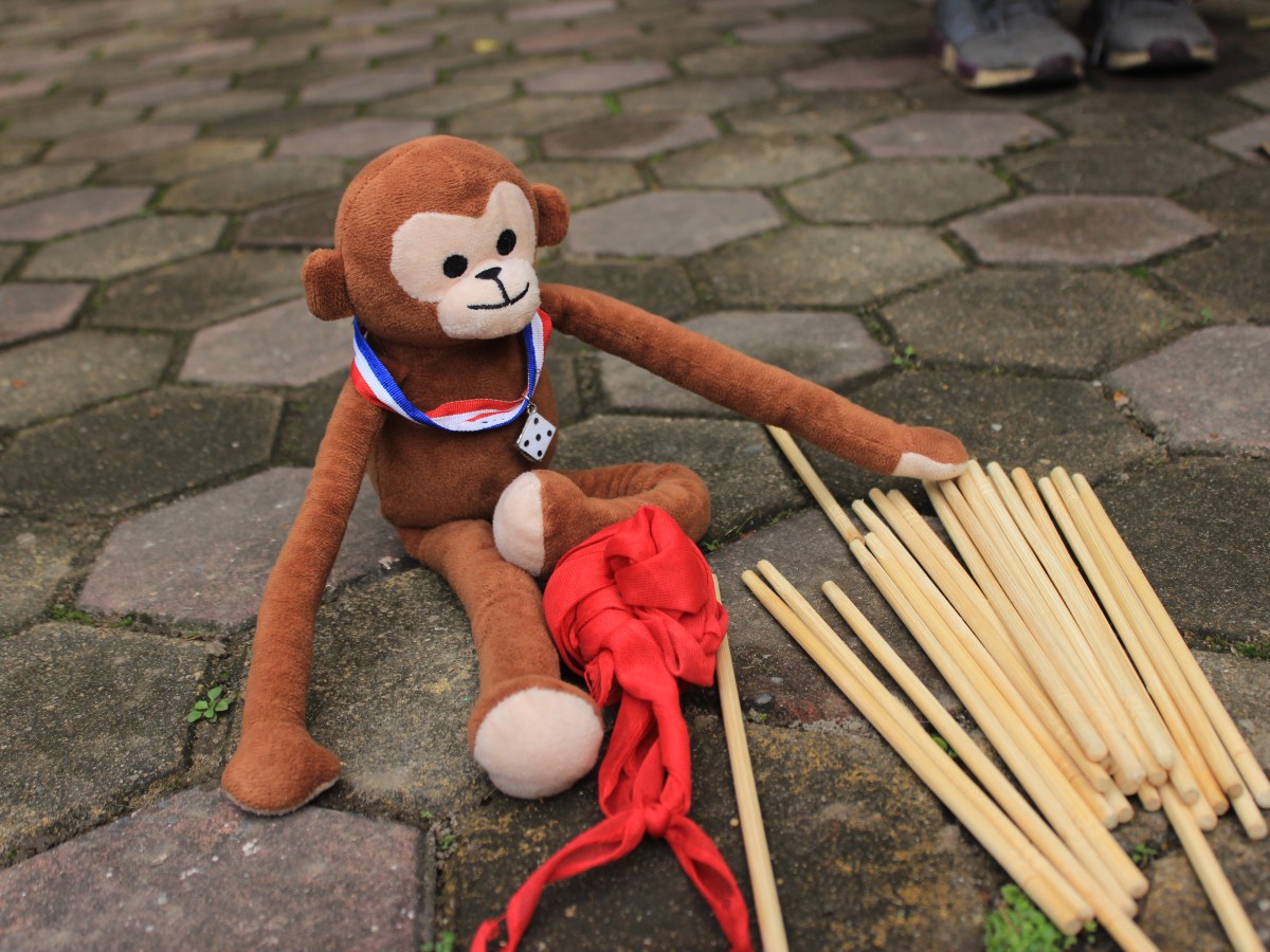 Choi Chuyen – Le jeu des&nbsp;bâtonnets